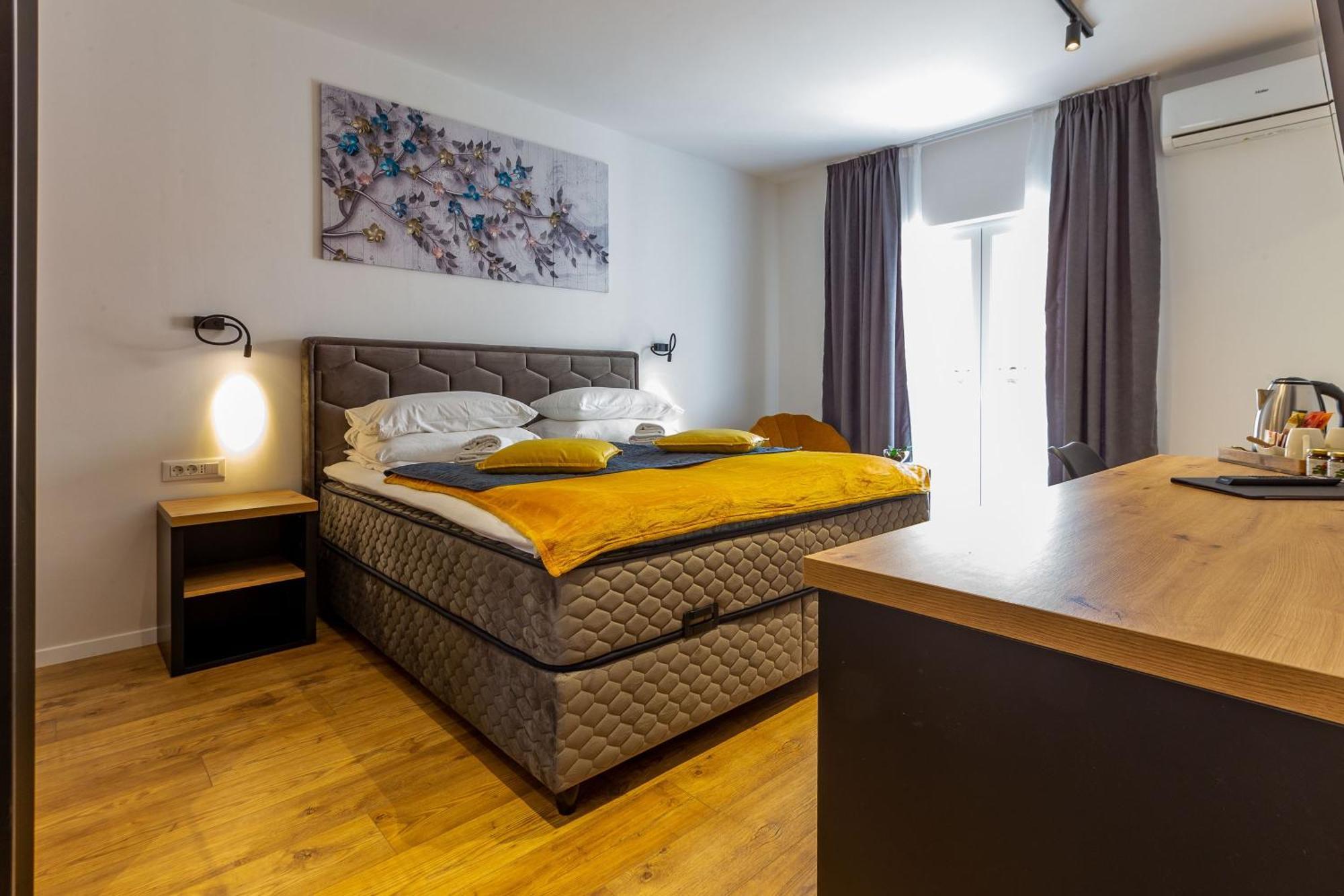 2M Exclusive Rooms Задар Экстерьер фото
