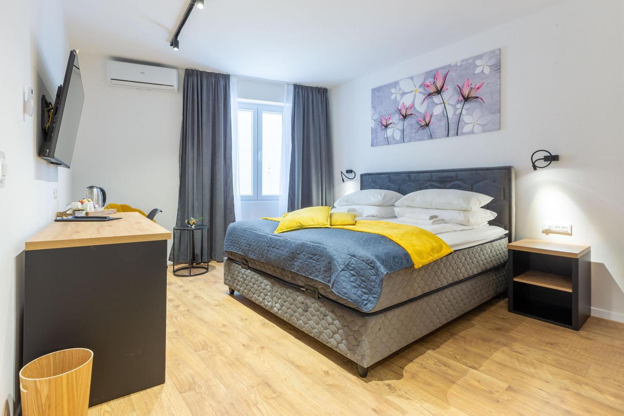 2M Exclusive Rooms Задар Экстерьер фото